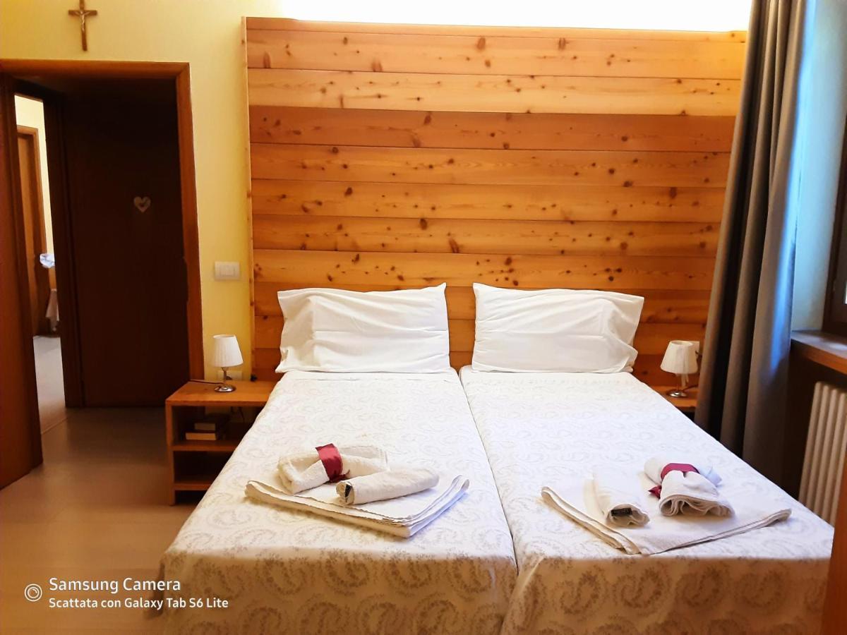 B&B Anna Rovere della Luna 外观 照片