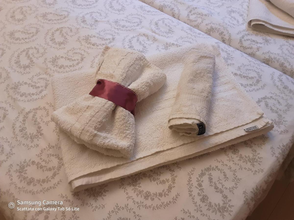 B&B Anna Rovere della Luna 外观 照片